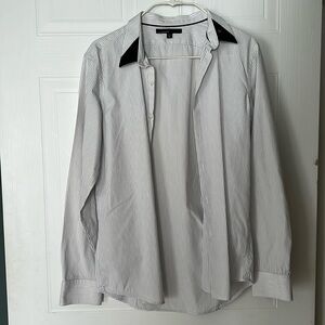 Men’s striped dress shirt with black collar detailing